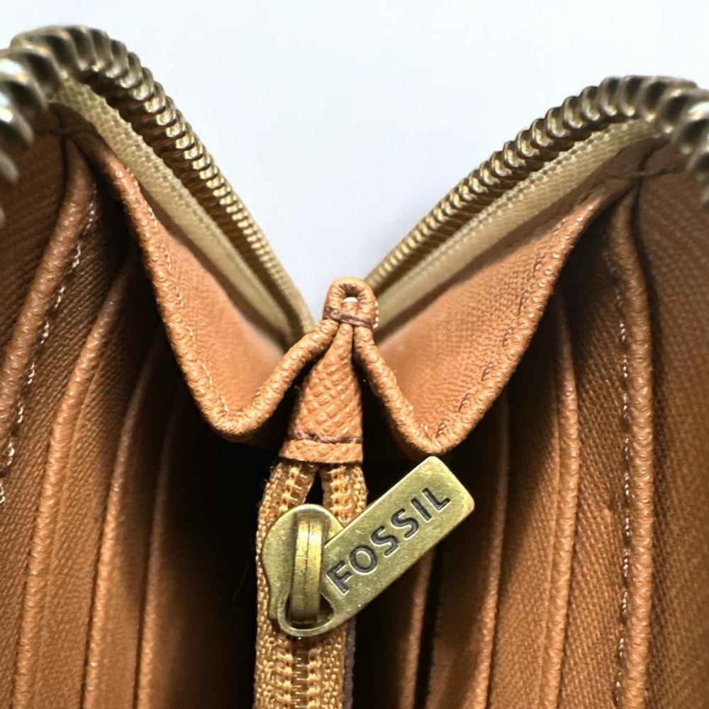 Fossil Leather Zip Wallet Beige Perforated Design… - image 3